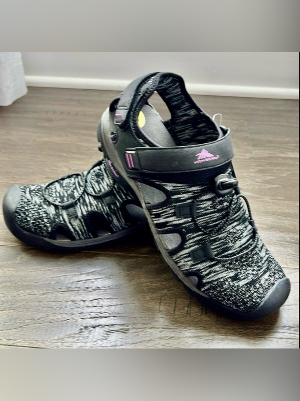 High Sierra Slip On Waterproof Outdoor sport/Hiking,closed toe,support sandals